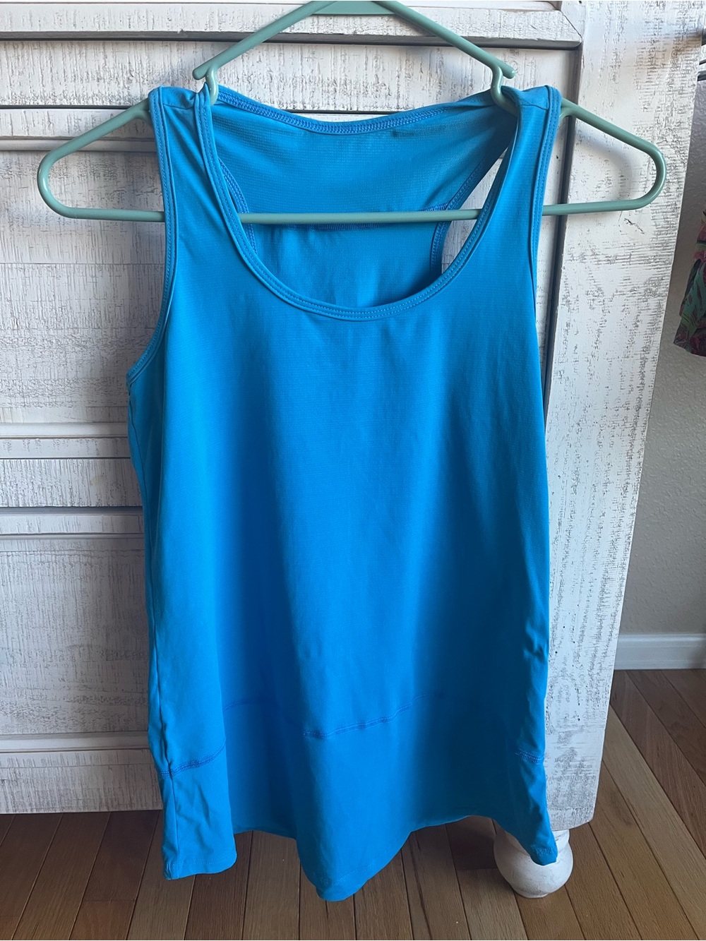 Dona Jo Women's Bright Teal Performance Tank Top